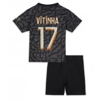 Dětský Fotbalový dres Paris Saint-Germain Vitinha Ferreira #17 2023-24 Třetí Krátký Rukáv (+ trenýrky)